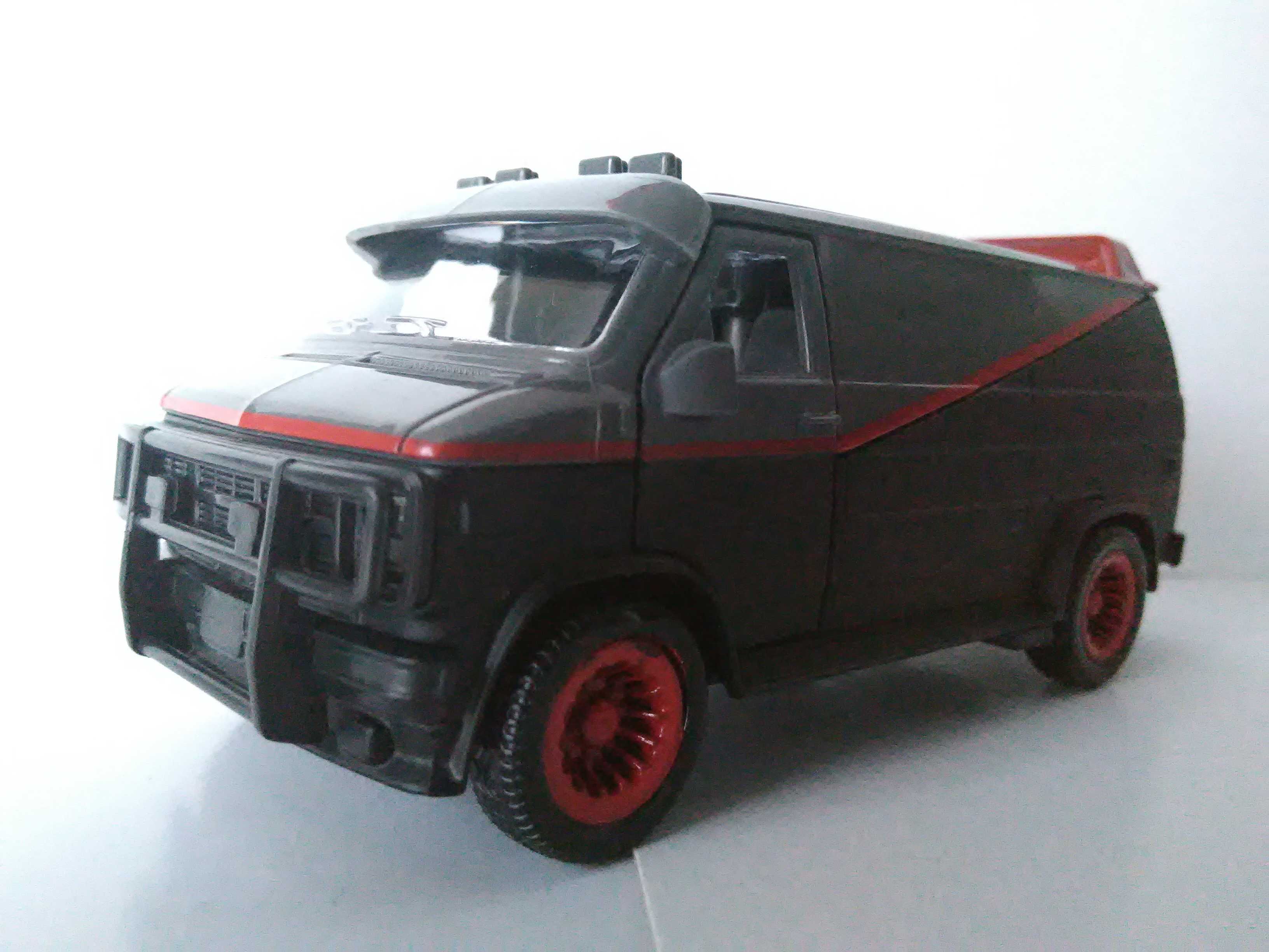 model 1:43 GMC 1983 Vandura van USA film Drużyna A - Team 1/43 prl