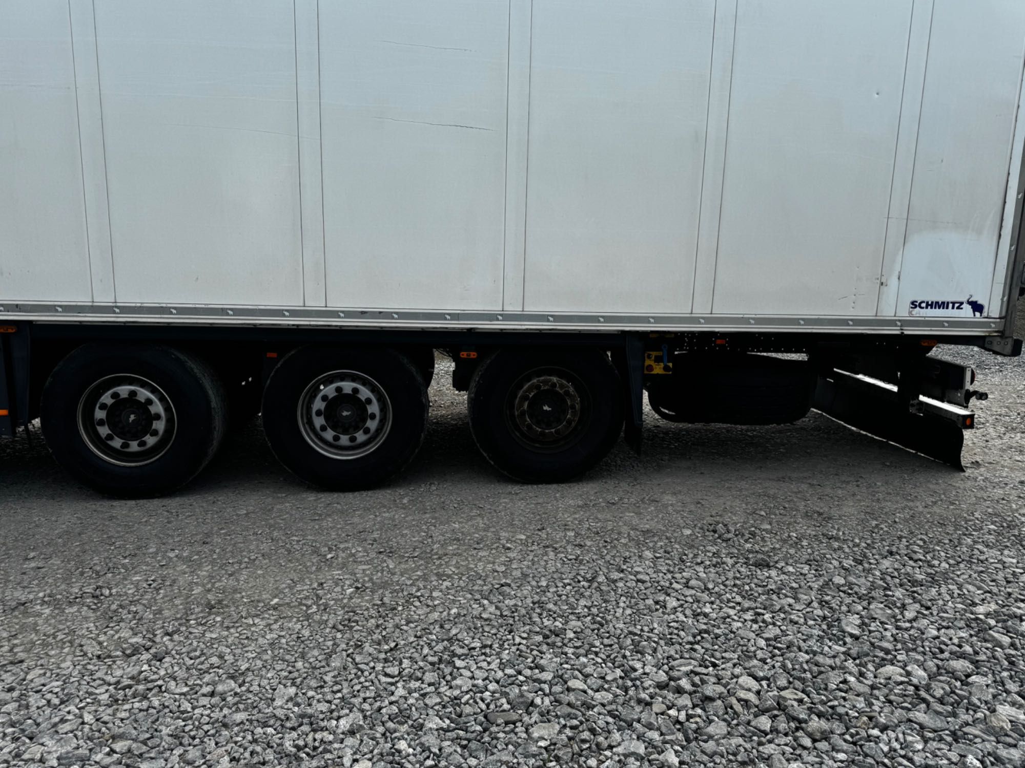 Рефрижератор напівпричіп Schmitz Cargobull SCB S3B
