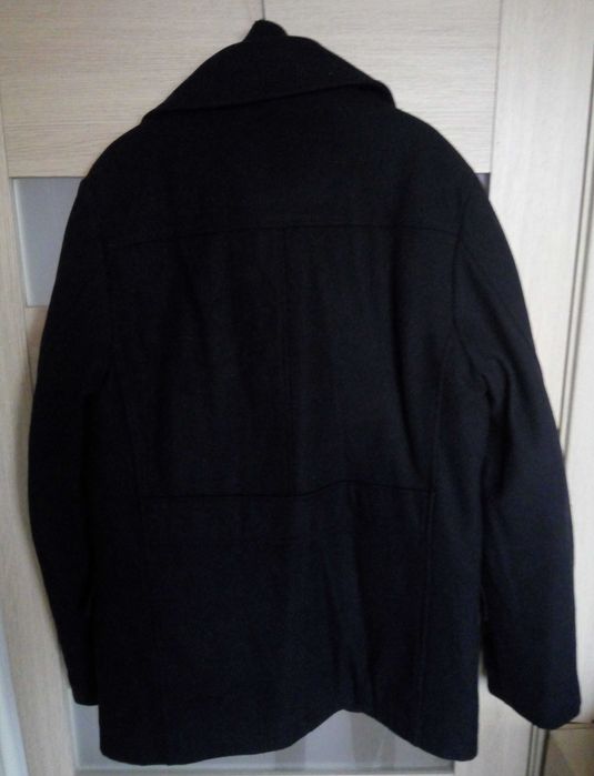 Чорне чоловіче пальто розмір S на 44