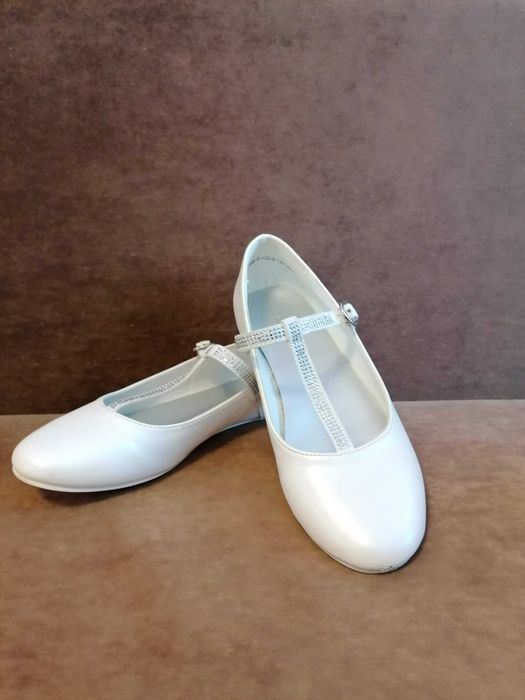 Perłowe baleriny komunijne rozmiar 34