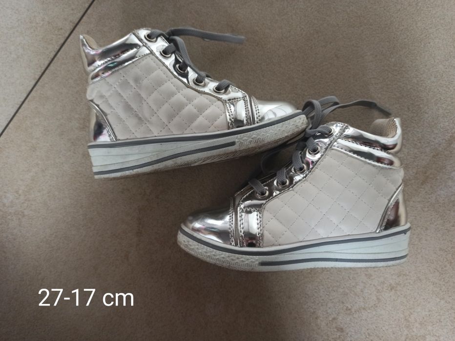 Buty dla dziewczynki 27