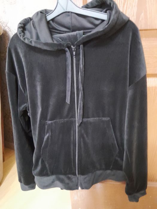 Костюм велюровий чорний