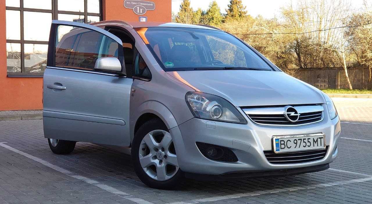 Opel Zafira B 2010