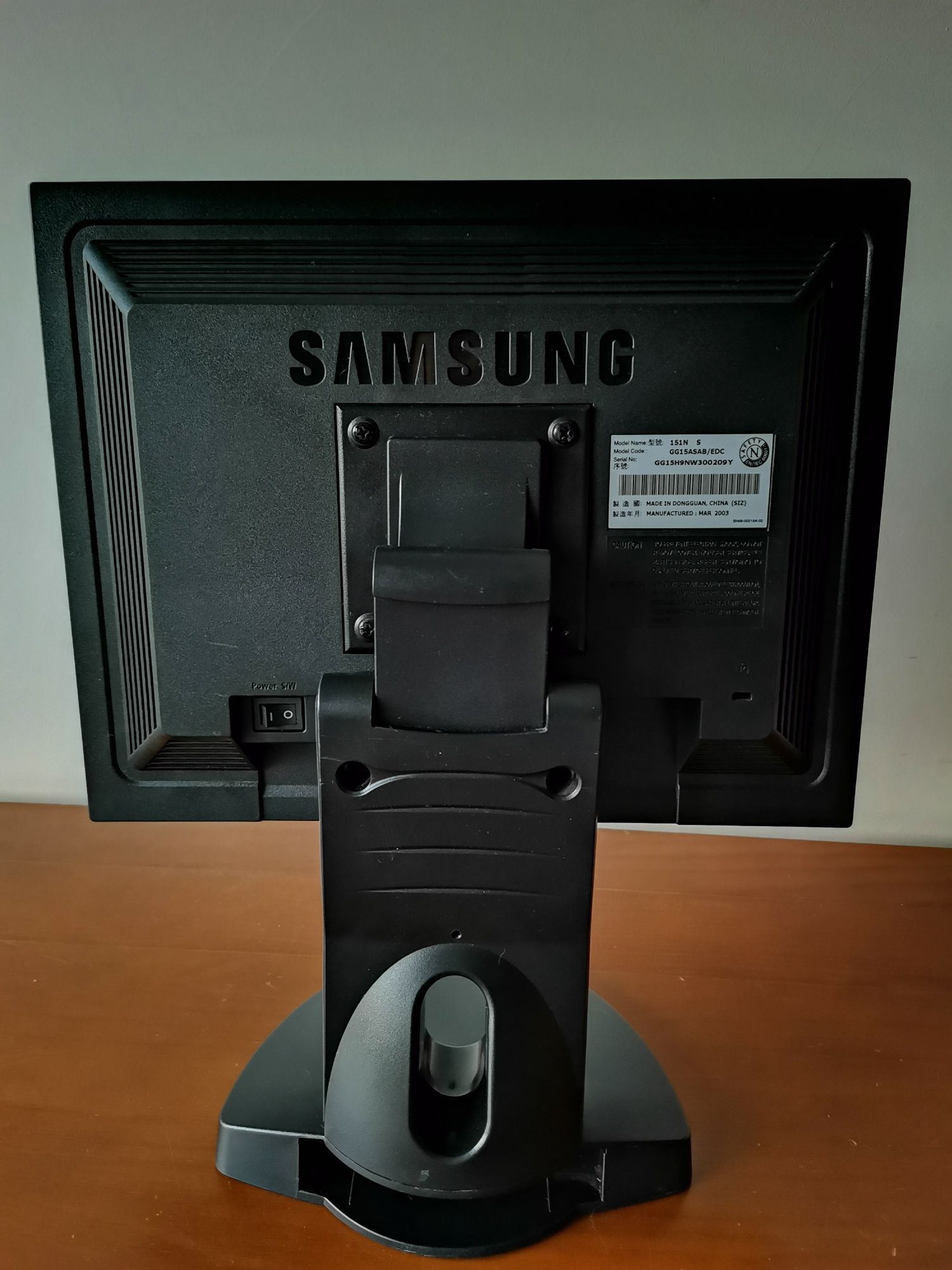 Monitor Samsung sync master 151N S cores