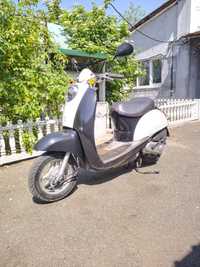 Скутер Honda Scoopi ретро