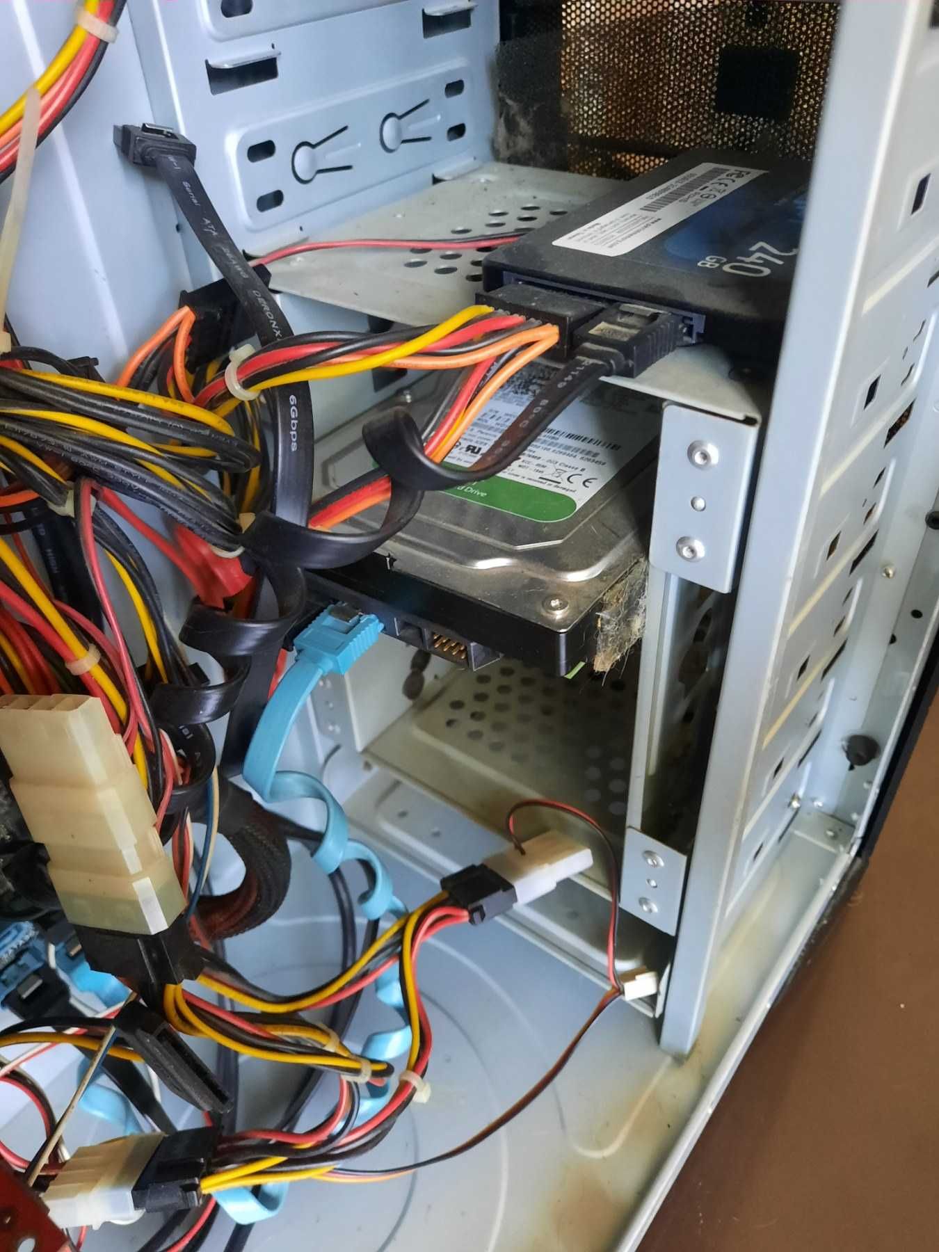 Компьютер, Intel Core I7, память 16 Gb, SSD 256, HDD 1 Tb