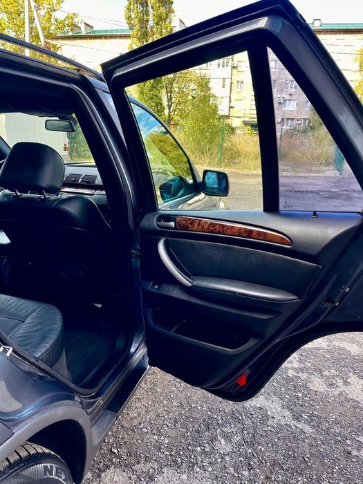 BMW x5 m57 2001 року