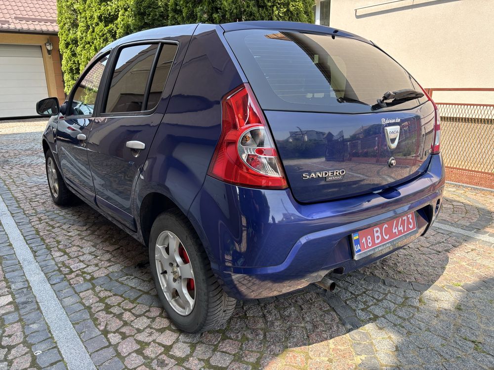 Dacia Sandero 1.4 2009 кондиціонер
