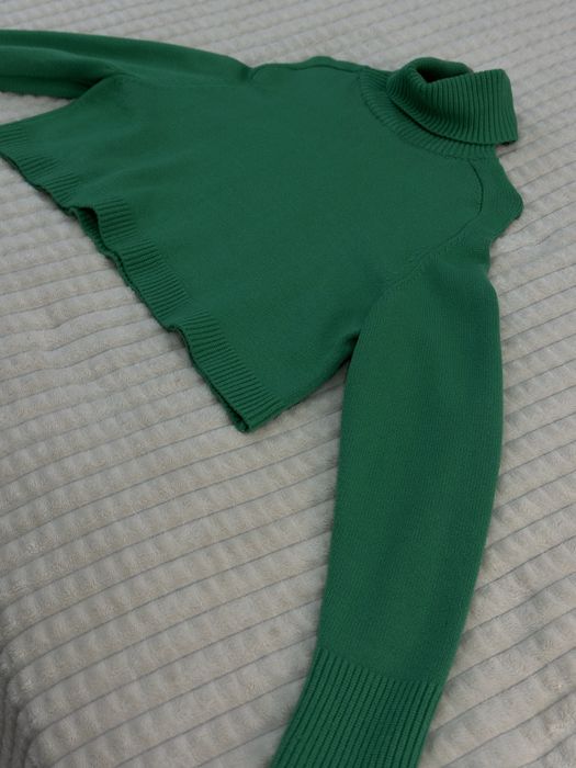 Светер Zara зеленого колтору