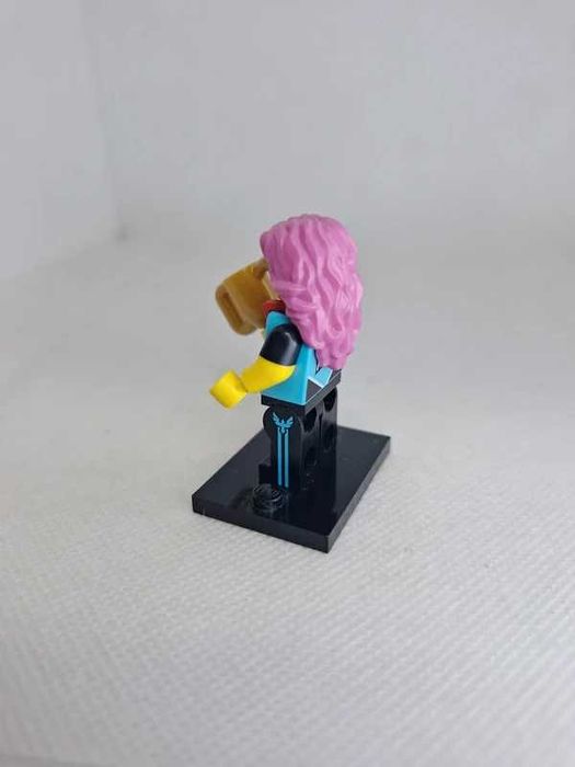 Oryginalna minifigurka lego e-sports gamer col25-2