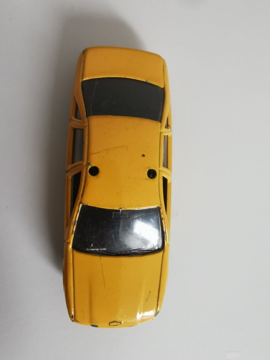 Welly Resorak Chevrolet Caprice Taxi
