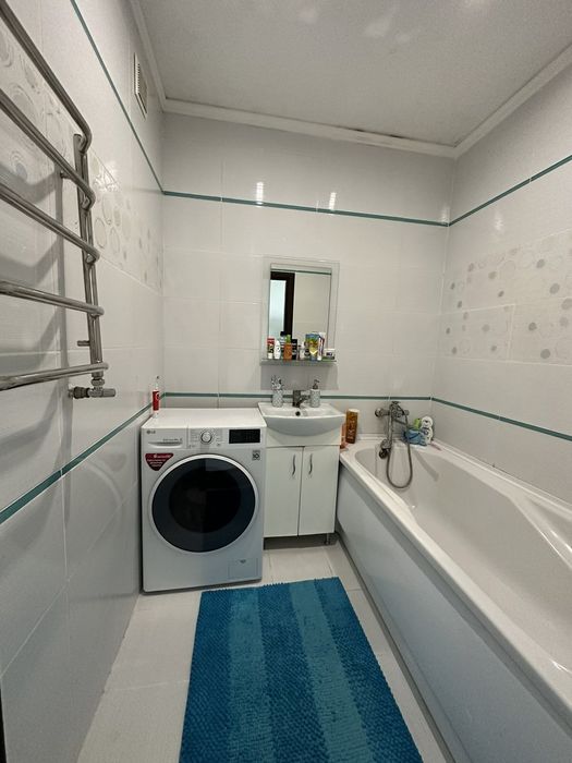 Двостороння 2к з класним ремонтом. ТОРГ! 24255