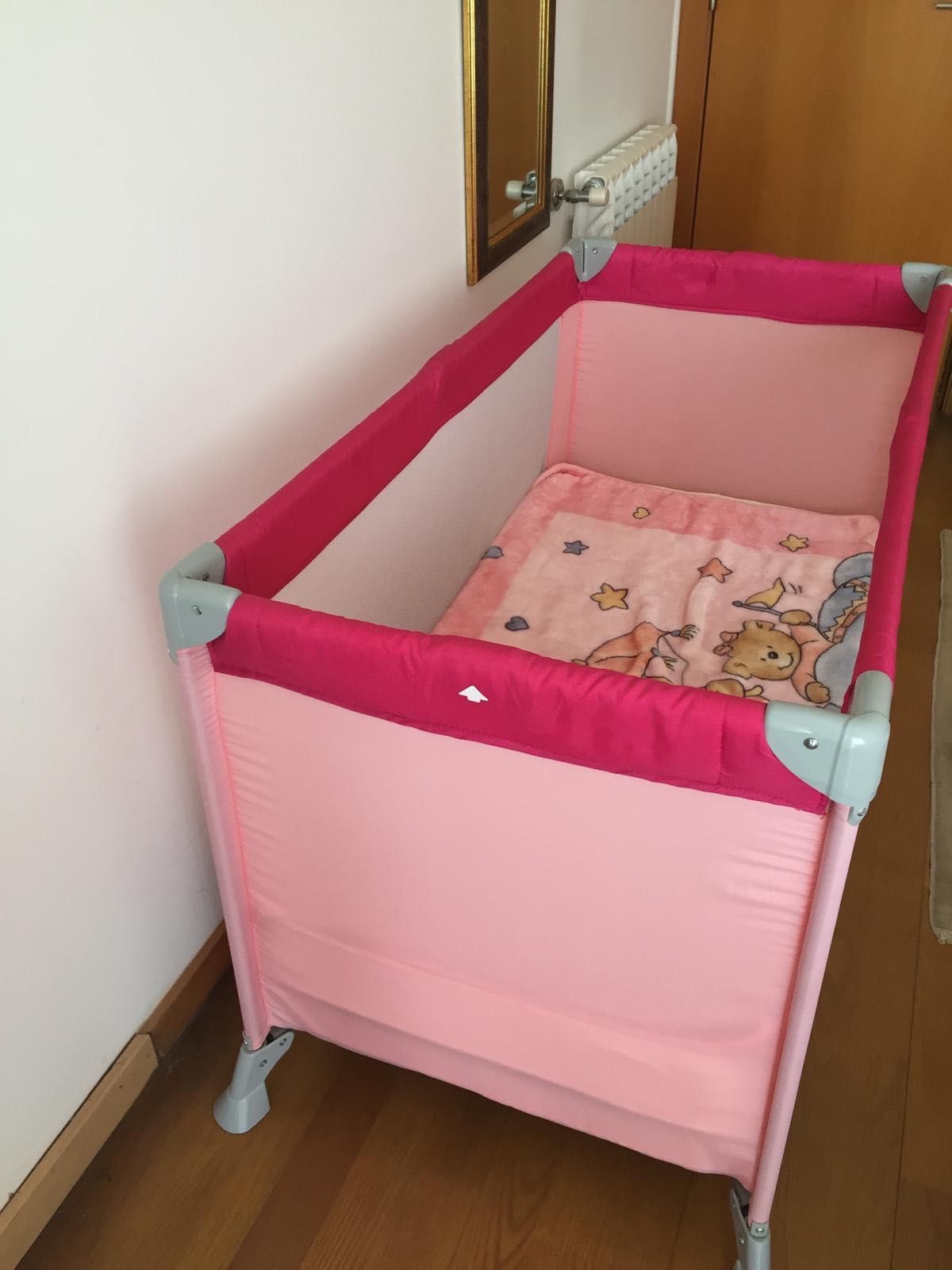 Cama de viagem criança com colchão muito confortável