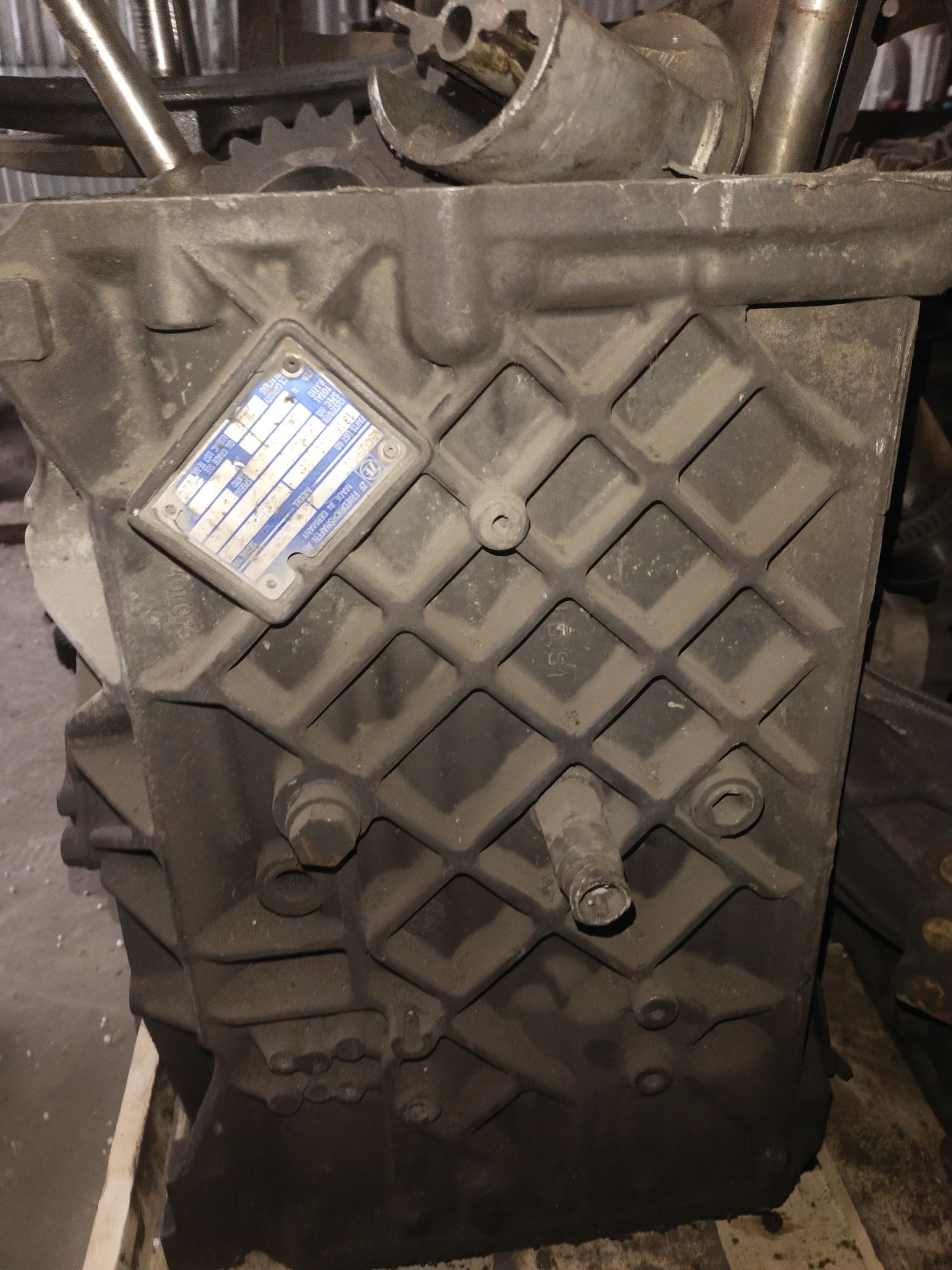 Кпп zf ДАФ Ман запчасти