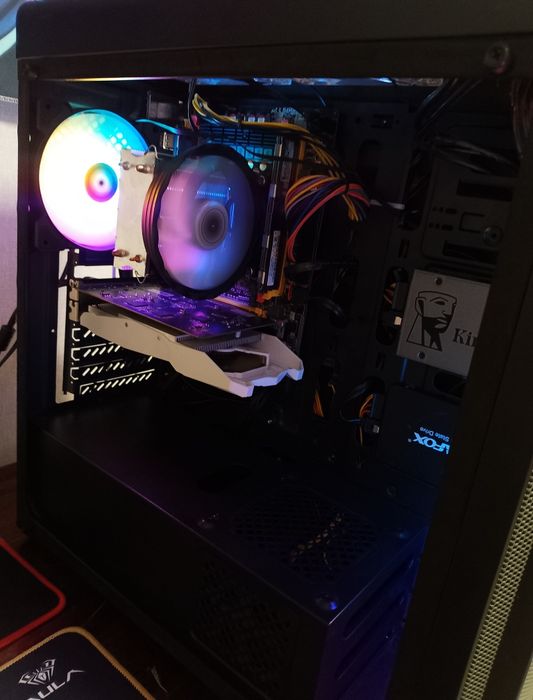 Продам  неплохой бюджетный пк