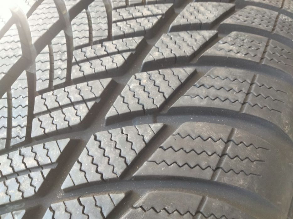 255 55R19 Bridgestone