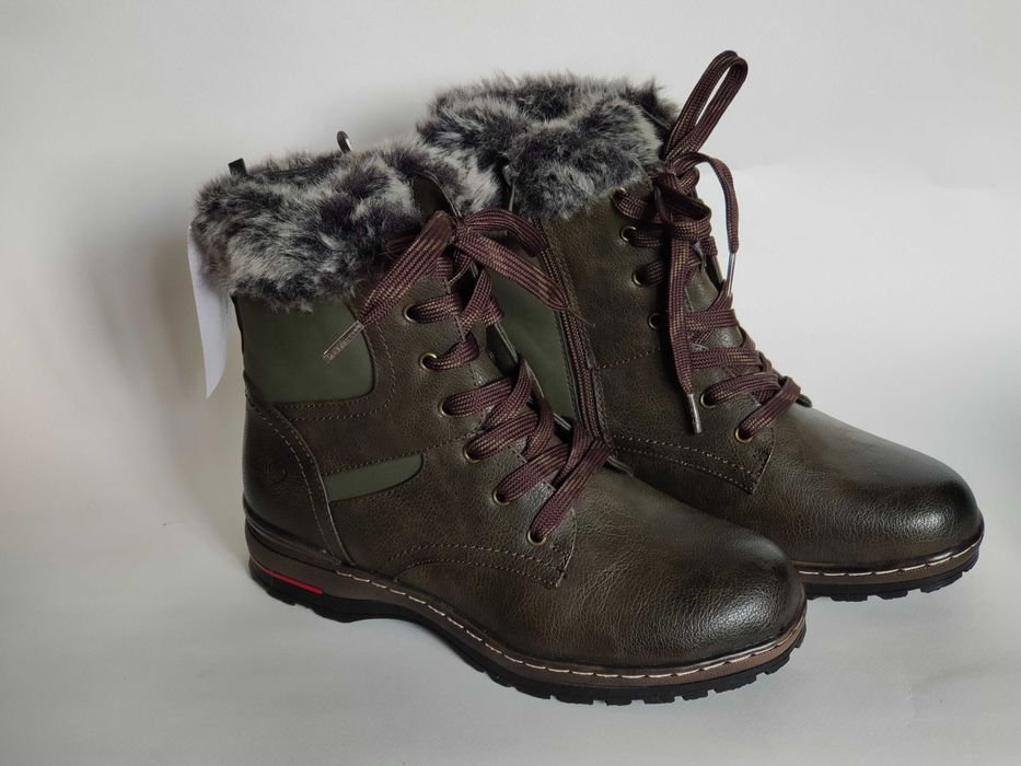 Ботинки зимние 24.5см