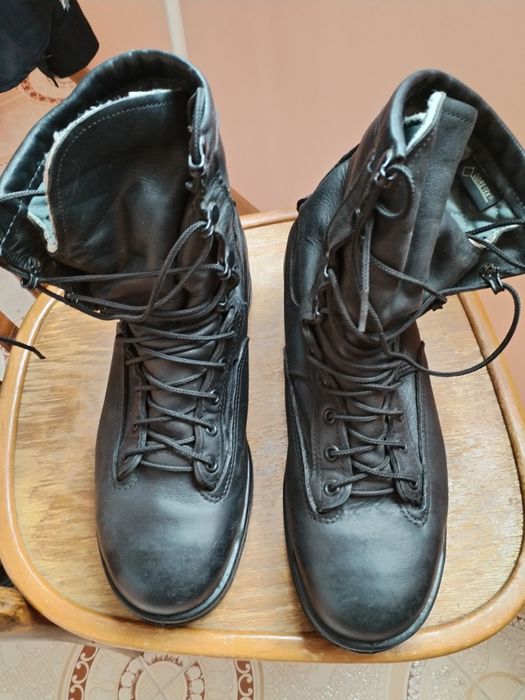 Продам берци США, гарний стан, утеплені, водонепронекні.