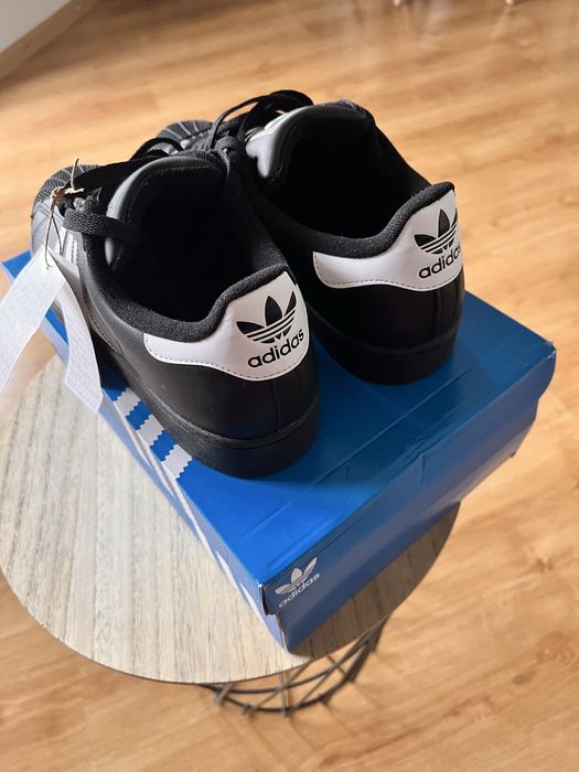Buty Adidas Superstar II r 44