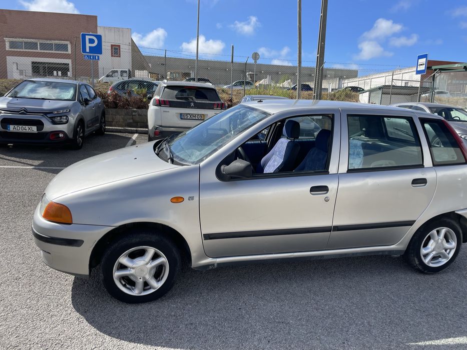 Fiat Punto impecável