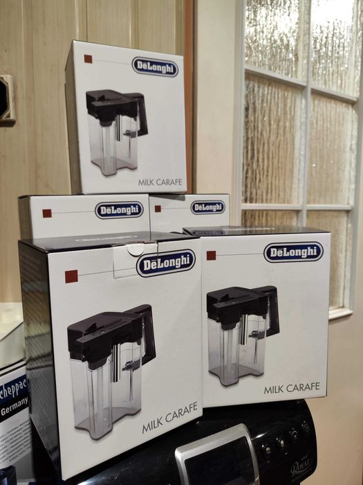 Капучинатор капучінатор молочник DeLonghi DLSC024