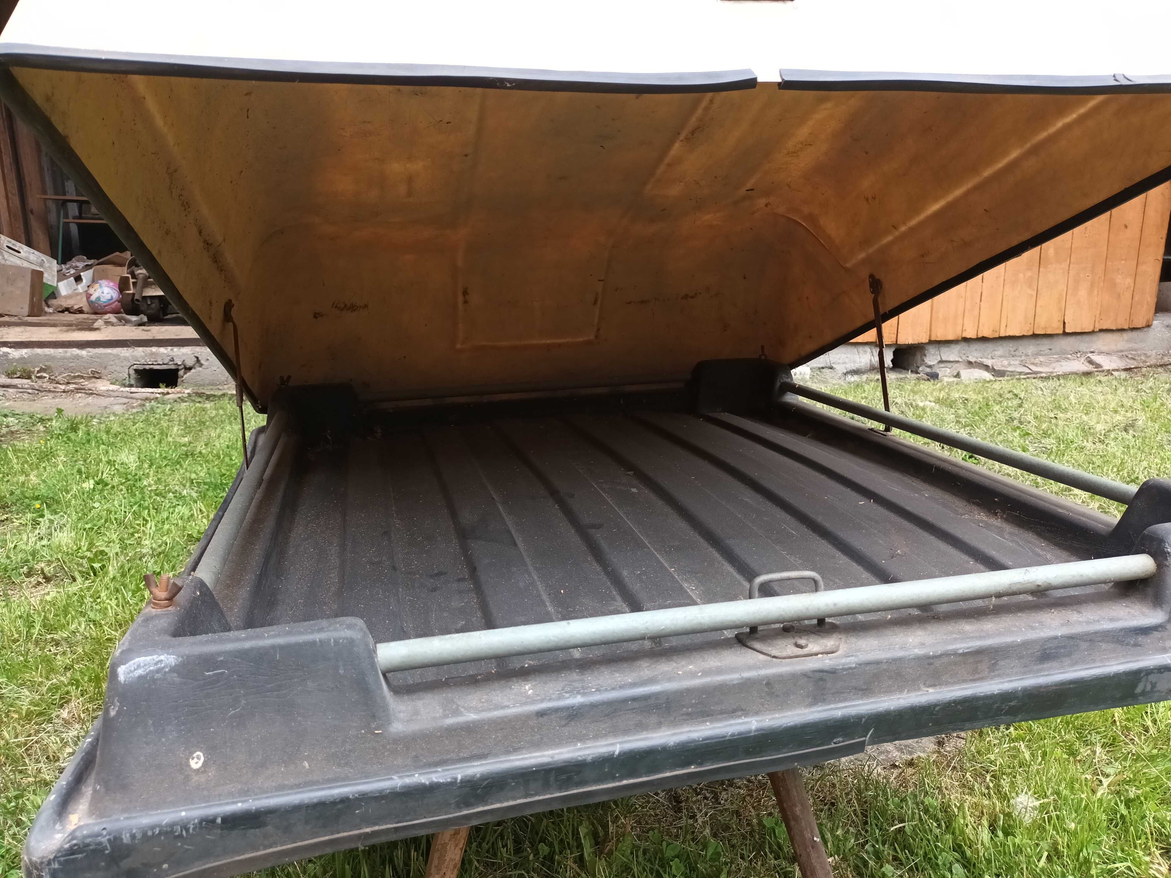 Box dachowy, zderzak Fiat 126p