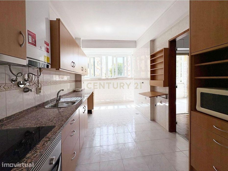 T3 arrendamento em Linda a Velha