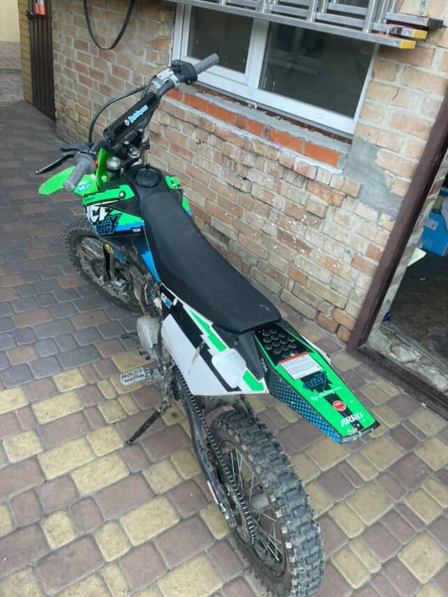 Продам пит байк ycf bigy 150 mx