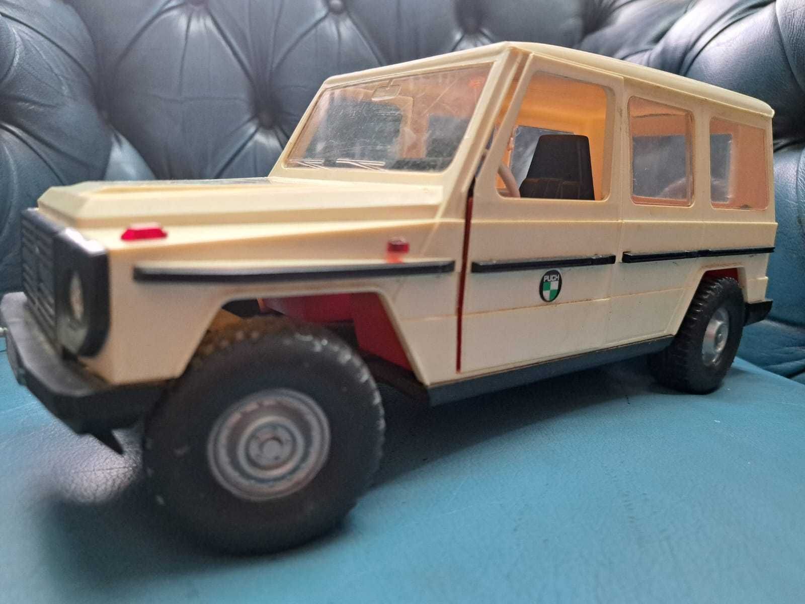 Mercedes Model auta Puch G Klasa Piko skala 1:15 unikat sterowany