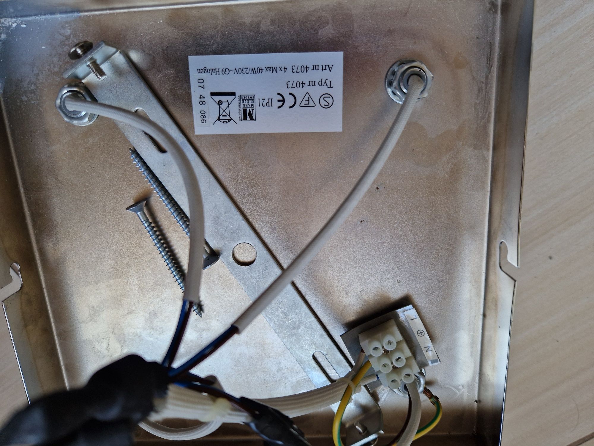 Lampa wisząca markslojd 230v 4x40w plus kinkiet 40w