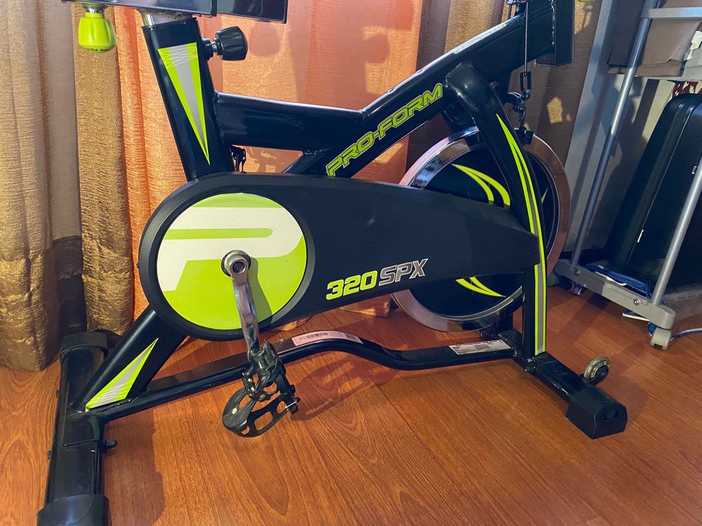 Bicicleta Spinning ProForm 320 SPX