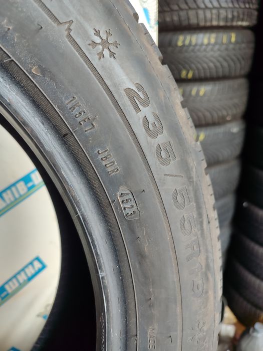 Шини dunlop 235 55 r19 зимові 23-й рік
