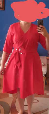 Czerwona sukienka 48