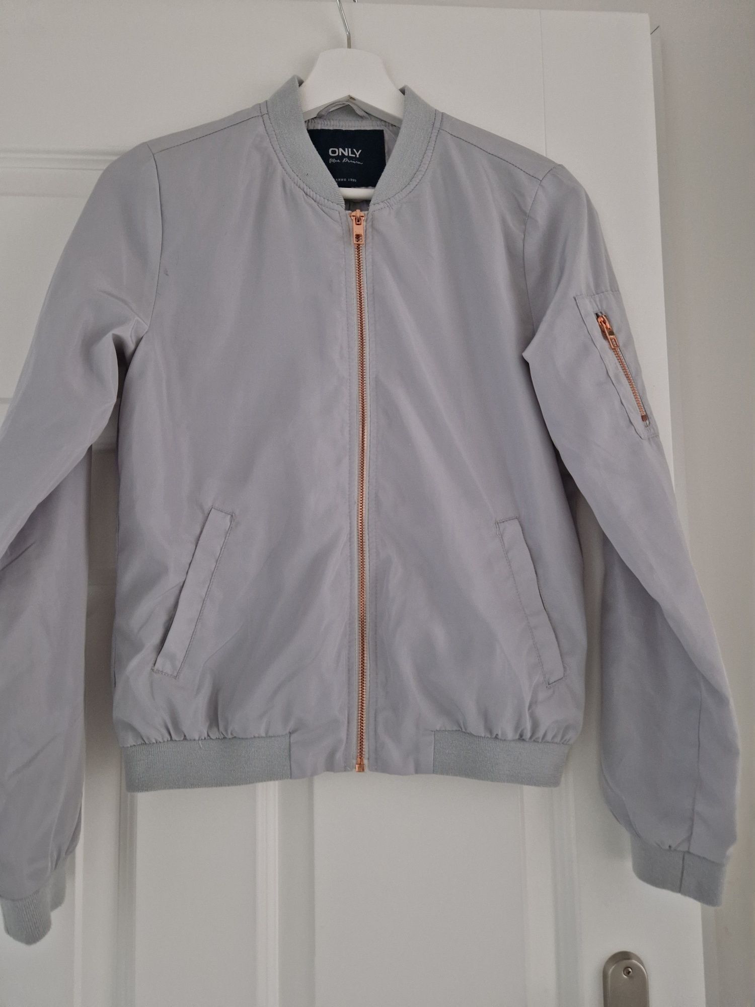 Kurtka wiosenna damska bomberka Only xs