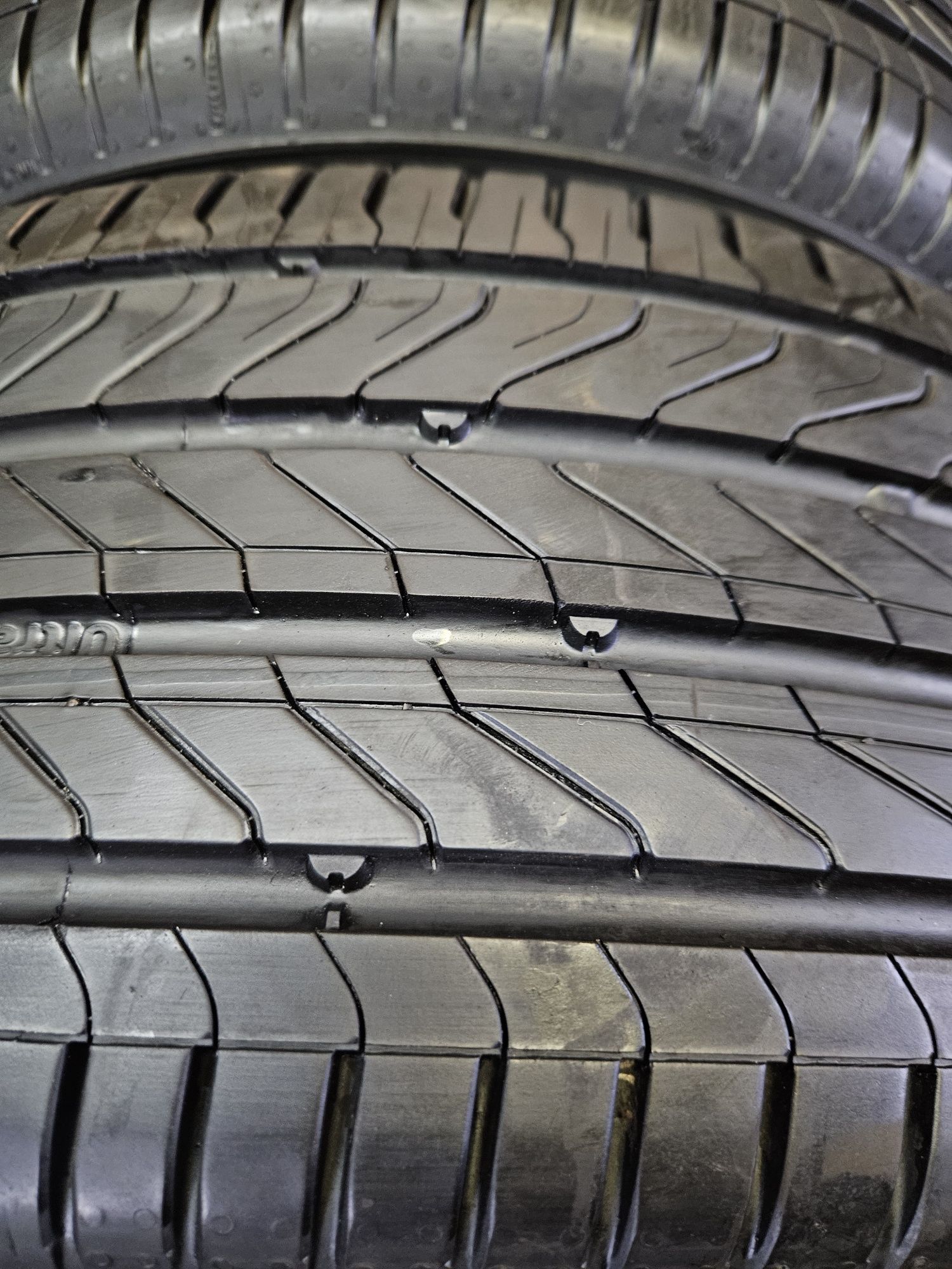 opony używane 225/55R16 Continental Ultracontact