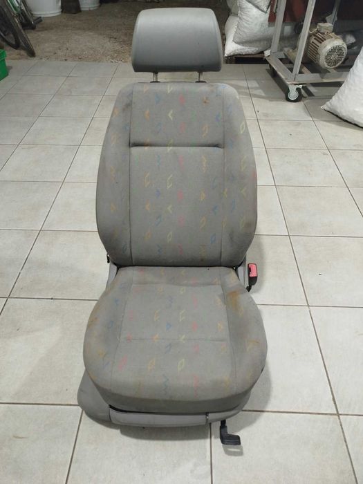 Продам сидіння передній пасажир VW Caddy