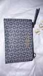 Porta moedas Guess