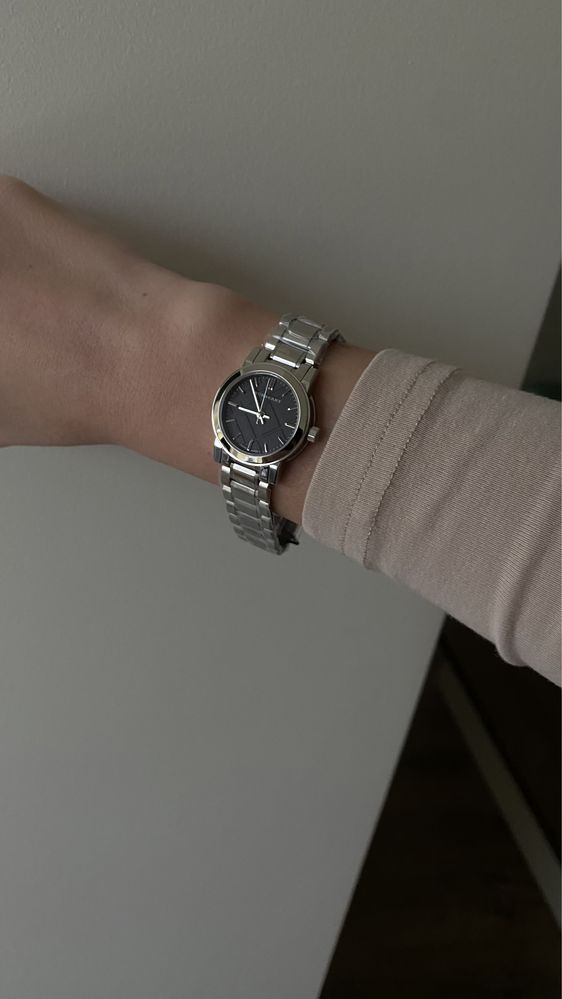 Sale! Женские часы Burberry mini watch bu9101! 26mm