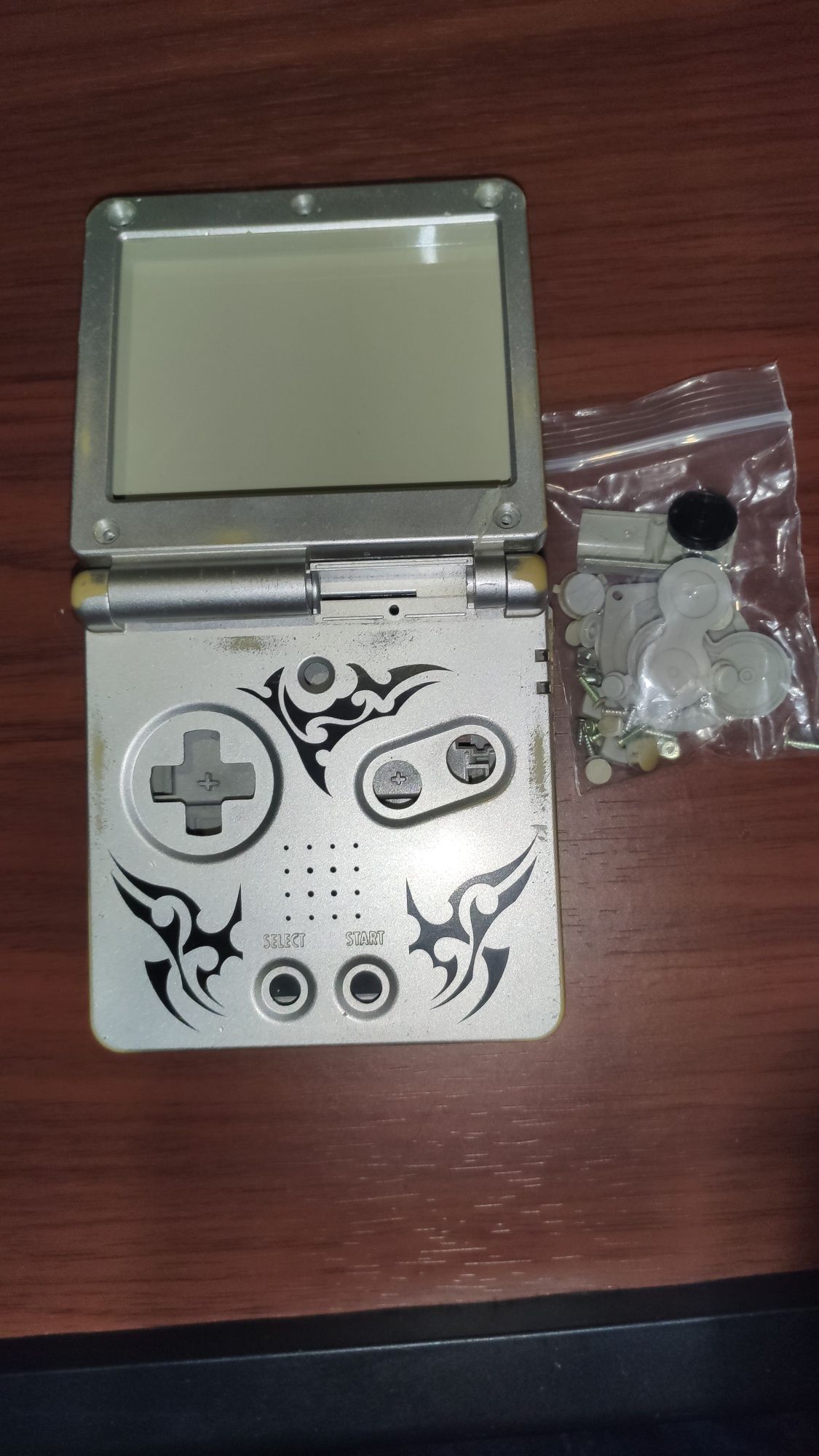 Shell original de gameboy advance sp versão tribal da Nintendo