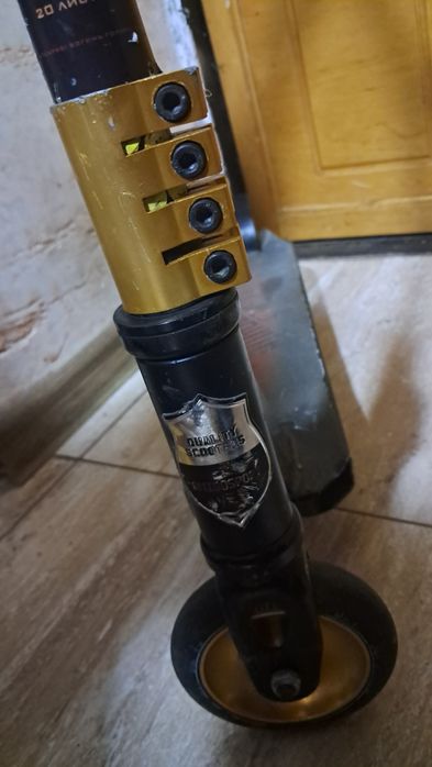 Трюковый самокат