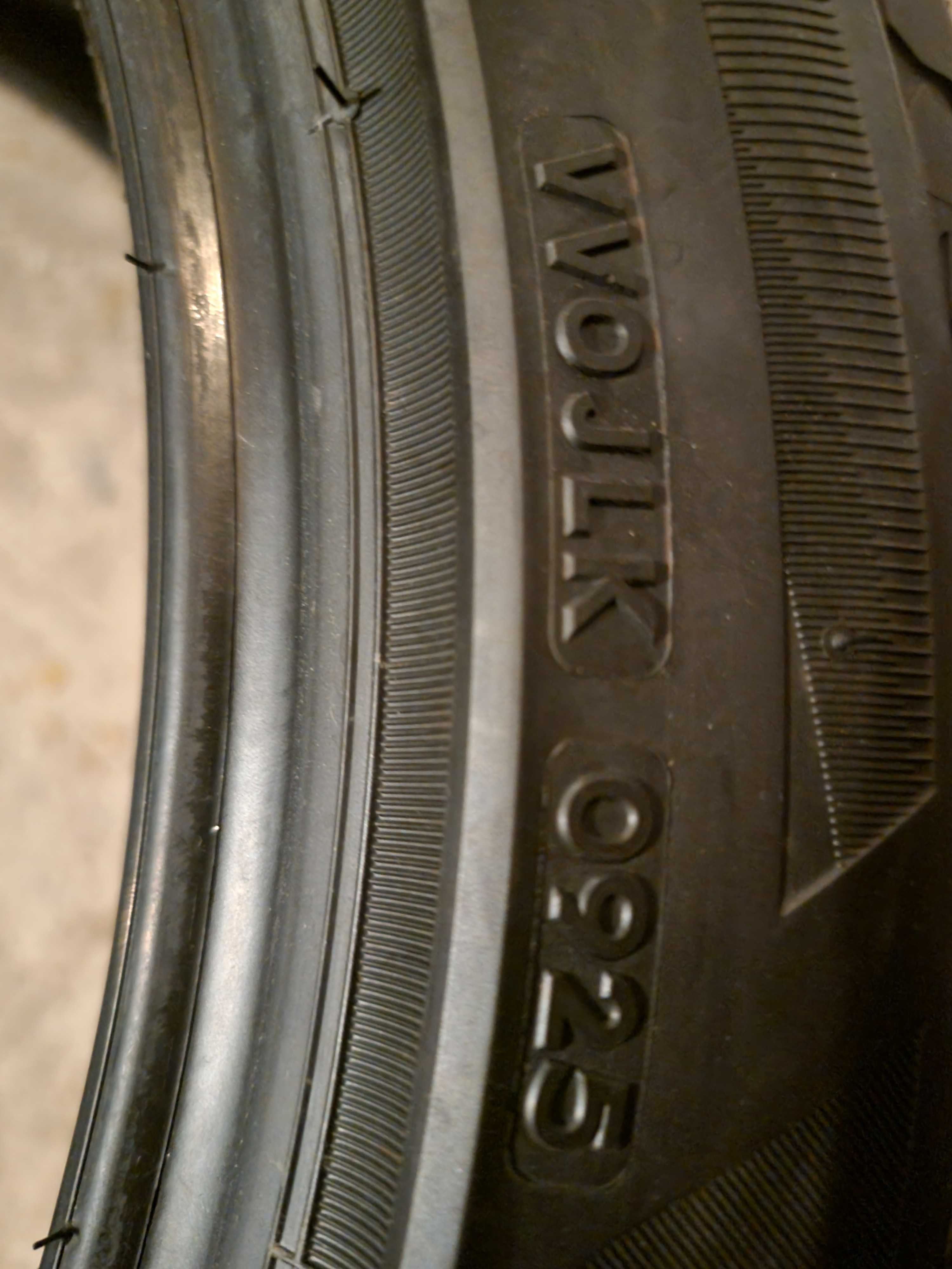 Opony letnie BRIDGESTONE TURANZA 235/45 R18 - komplet 4 sztuk - 2025.