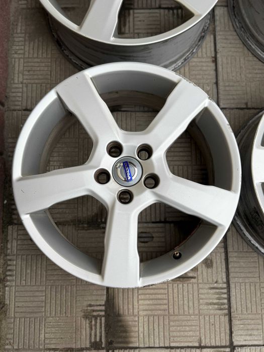 Диски R17 5x108 Volvo S40 S60 V50 XC70 V60 R-design Ford Fusion Focus