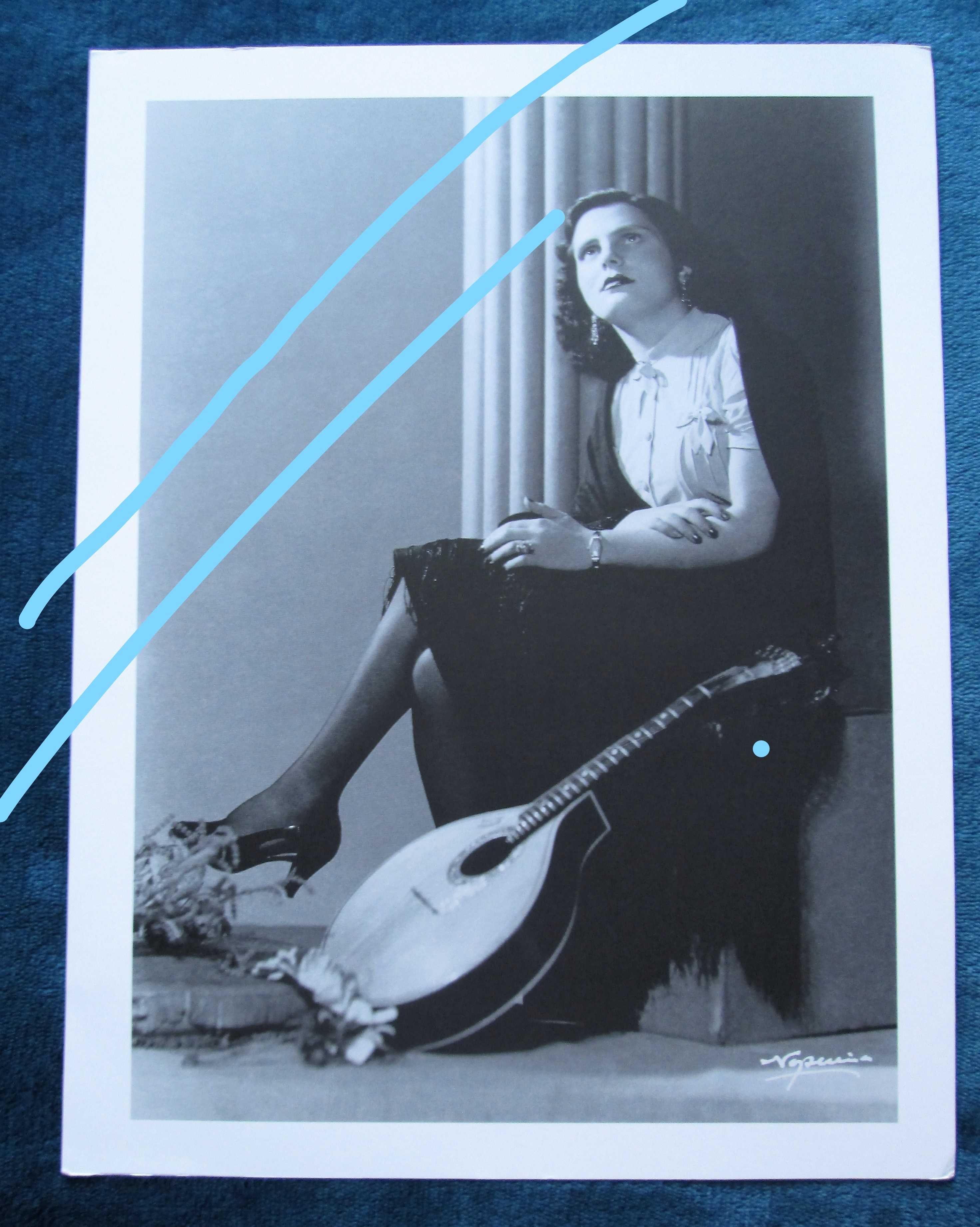 Amália Rodrigues (c portes registado)
