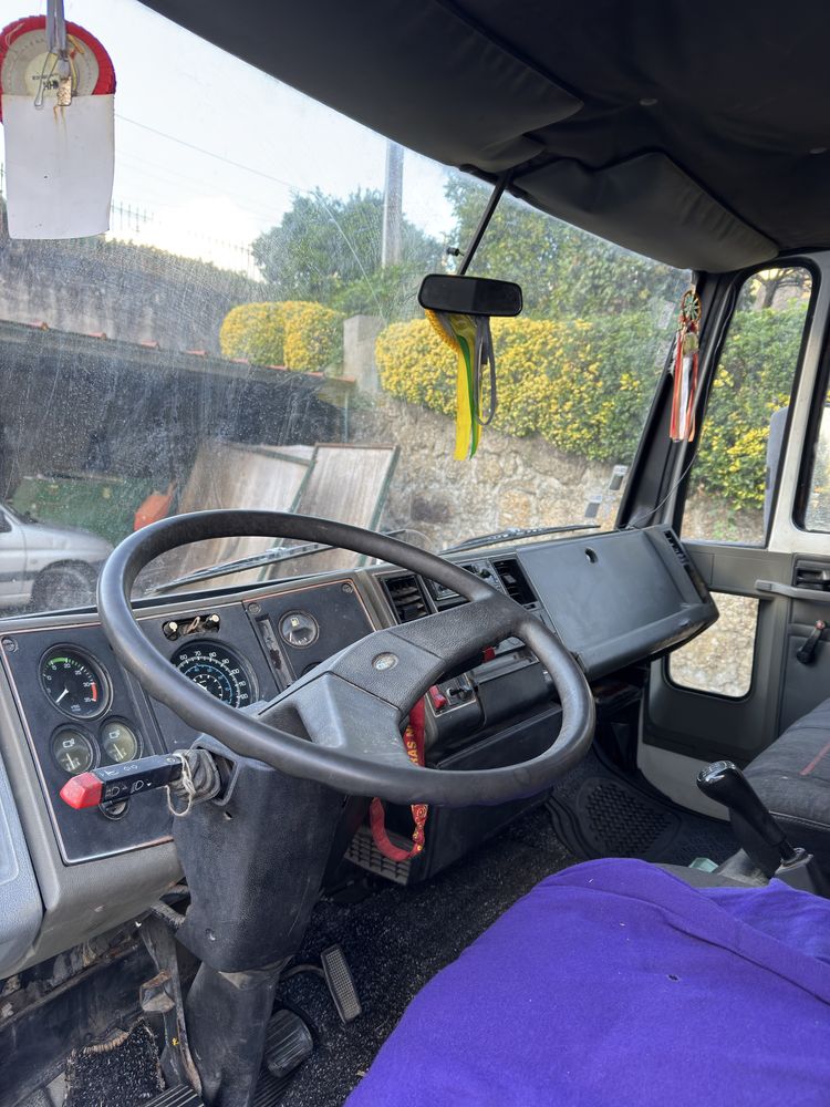Camião Ford Cargo