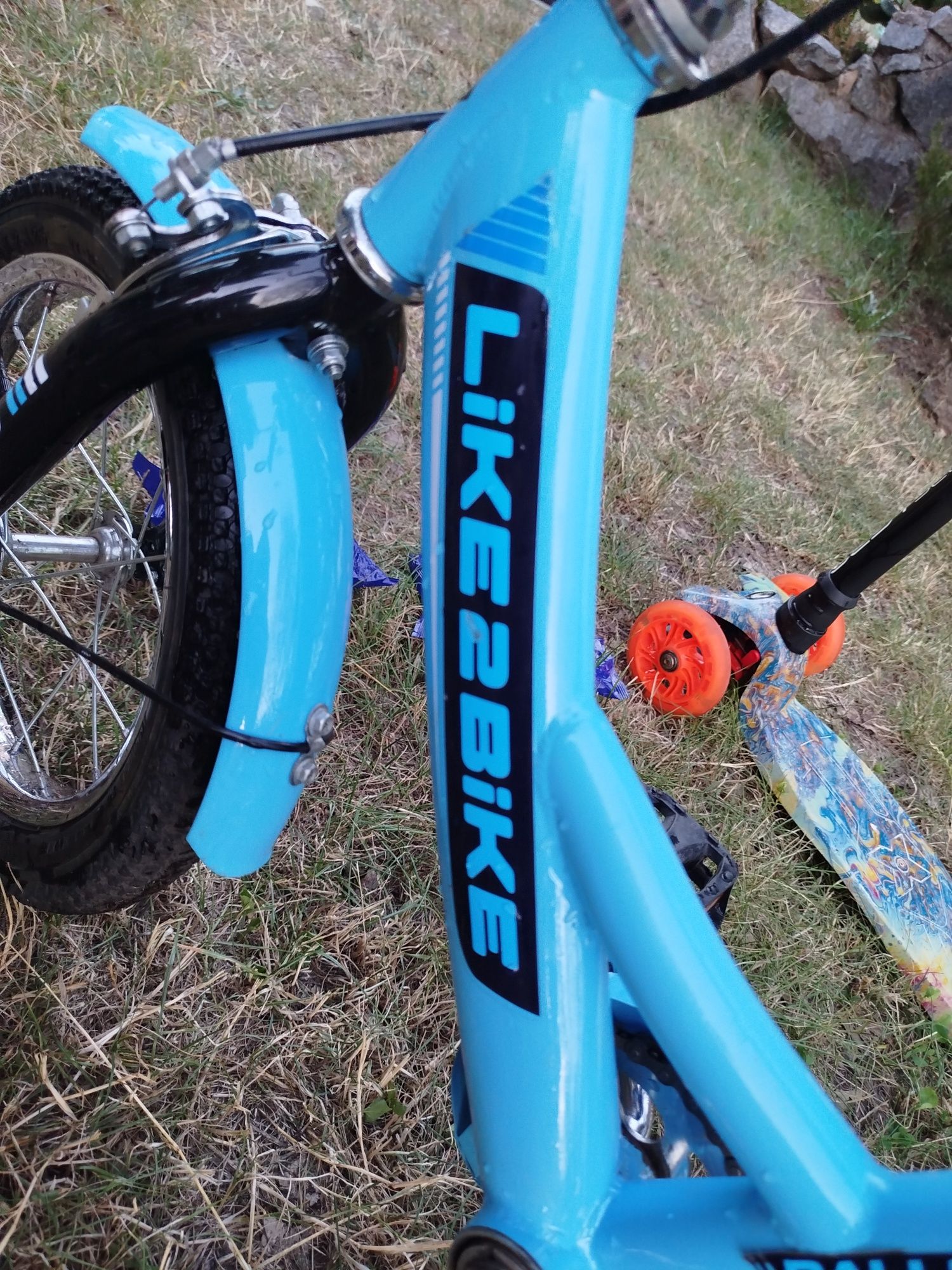 Продам дитячий велосипед Like2bike(самокат та камери )