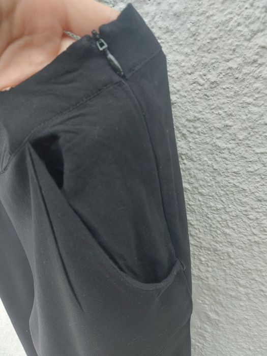 Spodnie czarne eleganckie ogrodniczki Cubus na 152