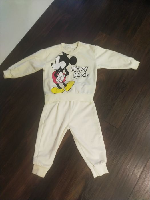 Nowy dresik z Myszką Mickey