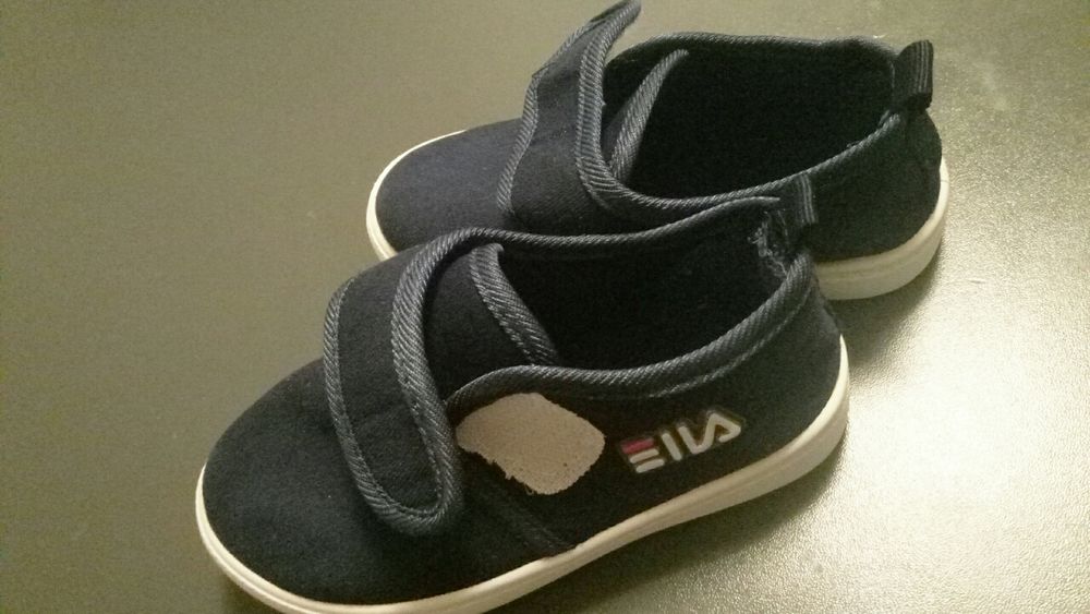 Мокасины на липучках как новые