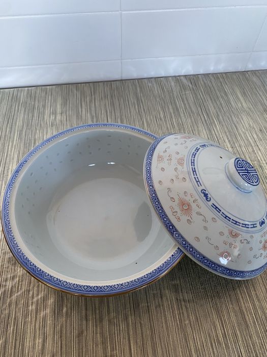 Loiça de porcelnan terrina