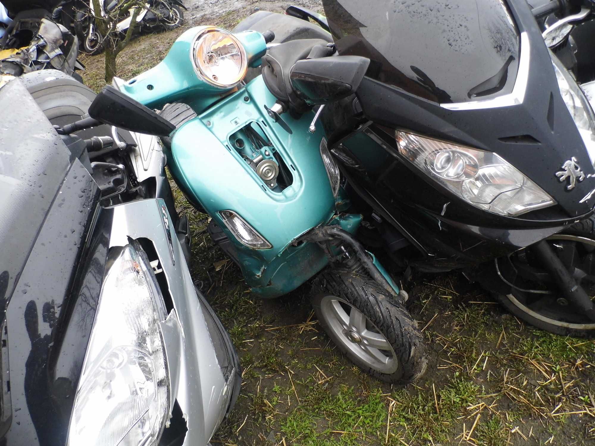 PIAGGIO VESPA LX 50 silnik stelaż lagi karoseria czesci moduł